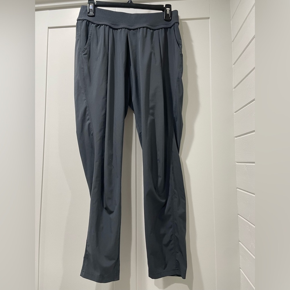 Athleta Pants Size 4